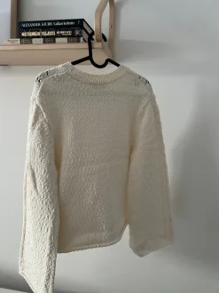 & Other Stories valkoinen neule