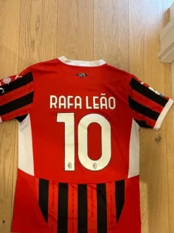 Ac Milan Rafa Leao paita