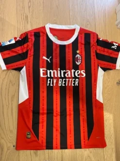 Ac Milan Rafa Leao paita