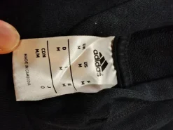 Adidas Bulls huppari