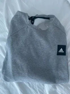 Adidas -college