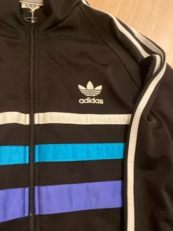 Adidas huppari vintage- M koko