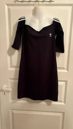 Adidas off the shoulder mekko