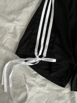 Adidas shortsit