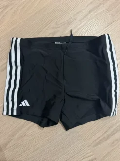 Adidas uimahousut