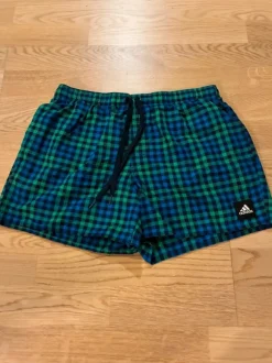 Adidas uimashortsit L