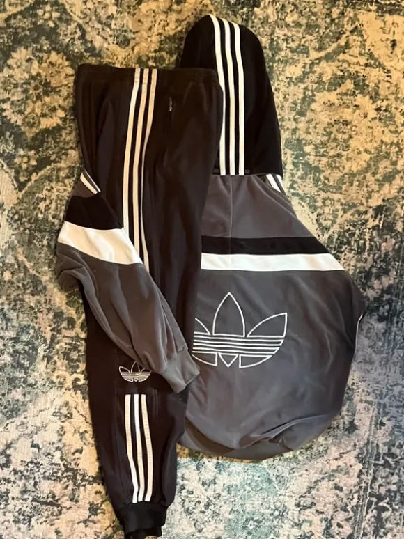 Adidas vintage tracksuit