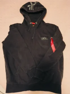 Alpha Industries huppari