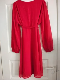 Anna Field äitiysmekko