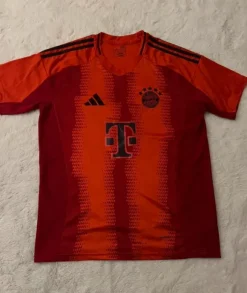 Bayern München- pelipaita