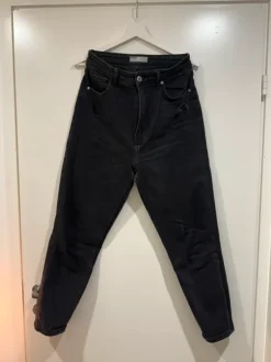 Bershka mom jeans