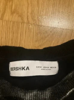 Bershka paita