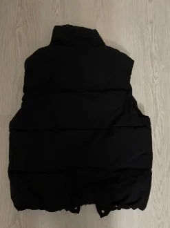 Bershka vest