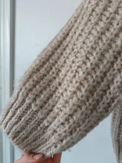 Bik Bok paksu villasekoite neule