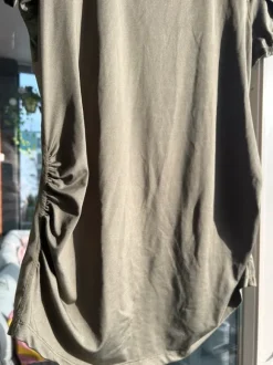 Blacc äitiystreenipaita