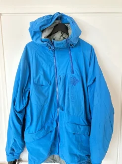 Blue Sweet Protection insulated skiing jacket