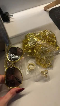 Bluza, kurtka oratalionowa w stylu lat 80