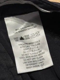 Calvin Klein golf shortsit