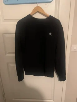 CalvinKlein pitkähihainen pusero