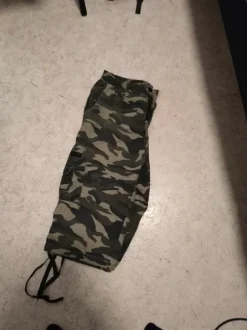 Camo-shortsit, M