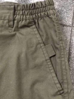 Camo-vihreät shortsit