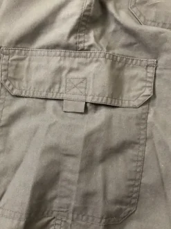 Camo-vihreät shortsit