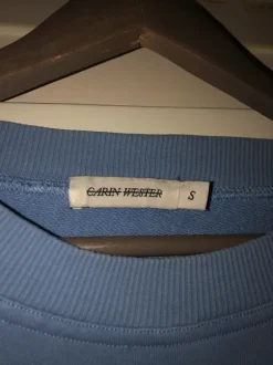 Carin Wester -oloasu (s-koko)