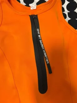 Carin westerin uimapuku