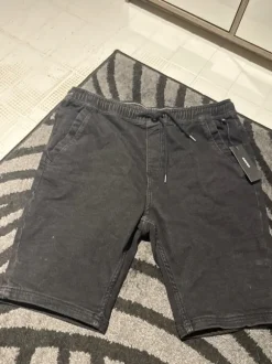 Cropp miesten farkku shortsit koko 34