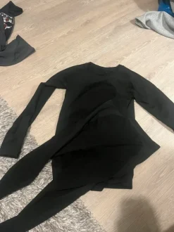 Cross sportswear aluskerrasto