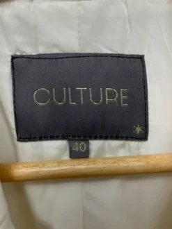 Culture valkoinen jakku, koko 40