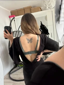 Czarny długi efektowny kombinezon z wycięciem V wow efekt impreza wesele