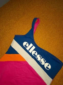Ellesse uimapuku/body