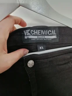 EMP Chemical niittishortsit