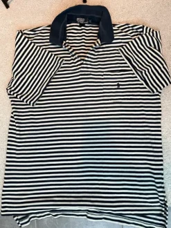 Erilaisia merkkipaitoja