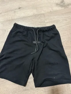 Essentials shortsit