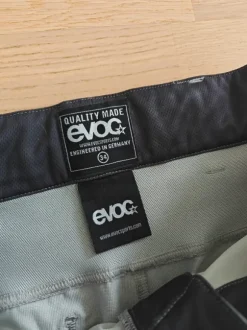 Evoc pyöräilyshortsit