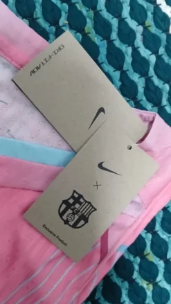 Fc barcelona jersey pink