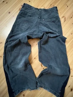 Flared jeans