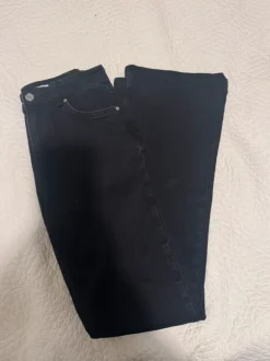 Gina Tricot flare jeans