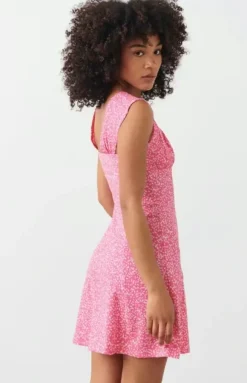 Gina Tricot kesämekko