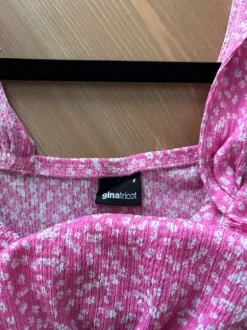 Gina Tricot kesämekko
