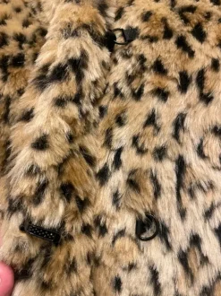 Gina tricot leotekoturkis