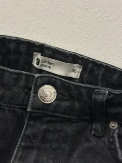 Ginatricot mustat farkut - koko 36