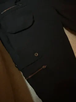 Guess mustat low waist cargo caprit