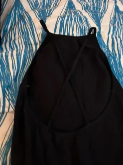 Haalariasu lyhyet lahkeet