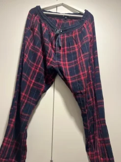 Hampton republic yöhousut