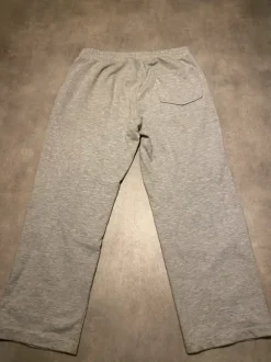 Harmaat collegehousut (Pier One)