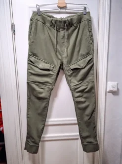 H&M • Khaki Jogger Pants | Tapered - M