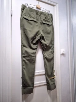 H&M • Khaki Jogger Pants | Tapered - M
